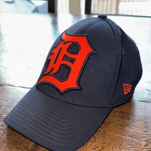 Detroit Tigers Fitted Cap Med/Lrg